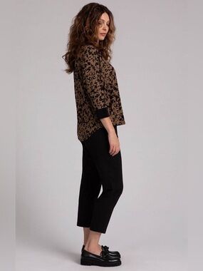Sympli Nu Cinch Knit Top Style AS22239 Animal Camel 3/4 Sleeve